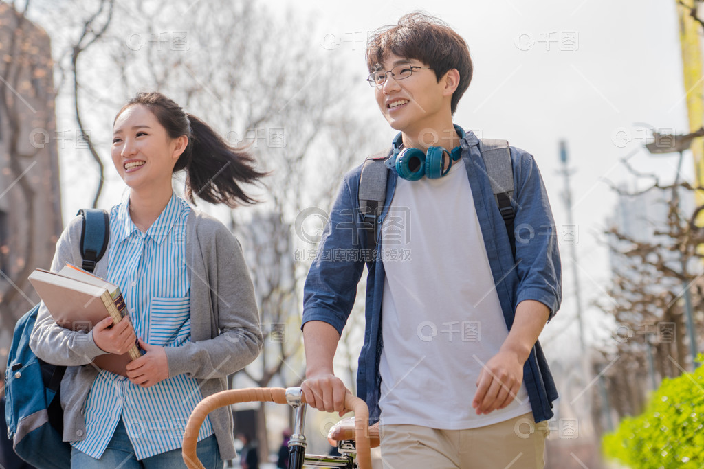 區品偃 在其專業圈子內知名海报