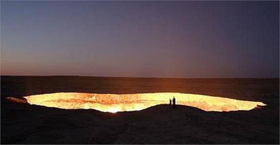 光剑变装违规版海报