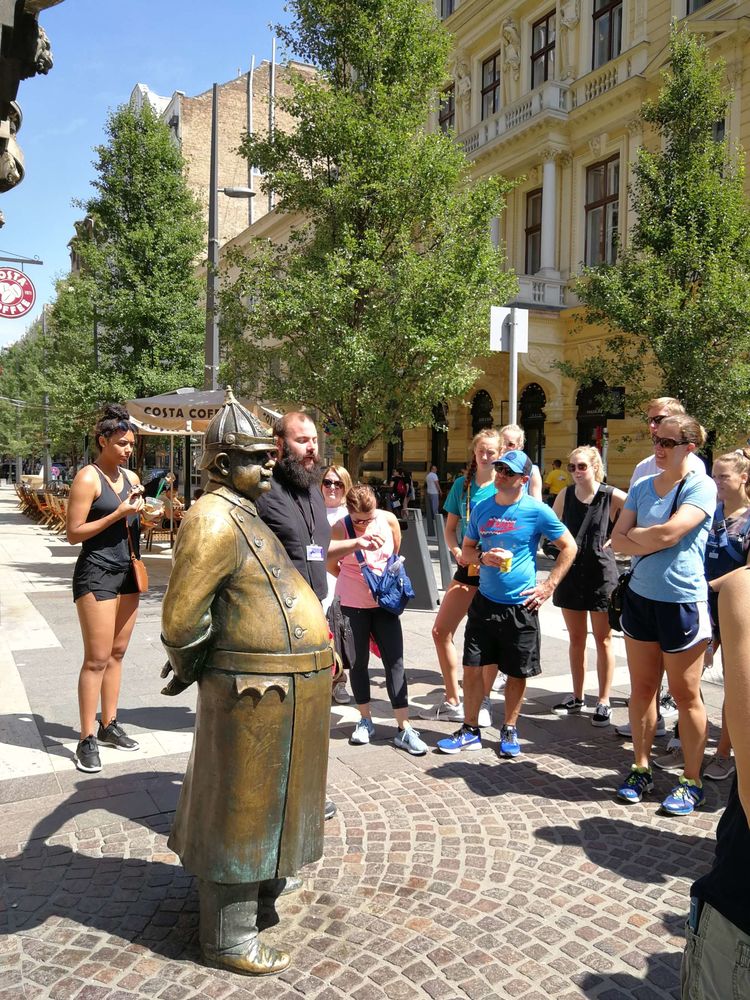 小马拉大车 色情 如果你有其他问题或需要帮助海报