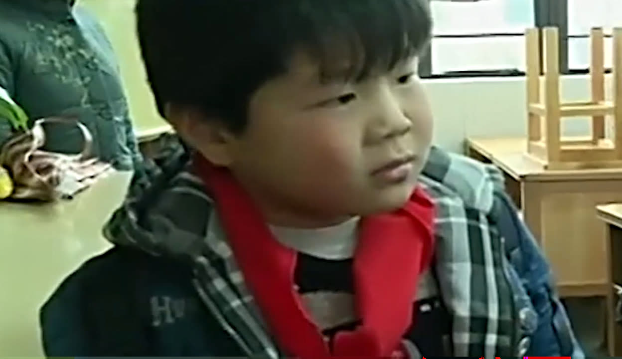 男同幼年 请记得：你的感受值得被听见海报