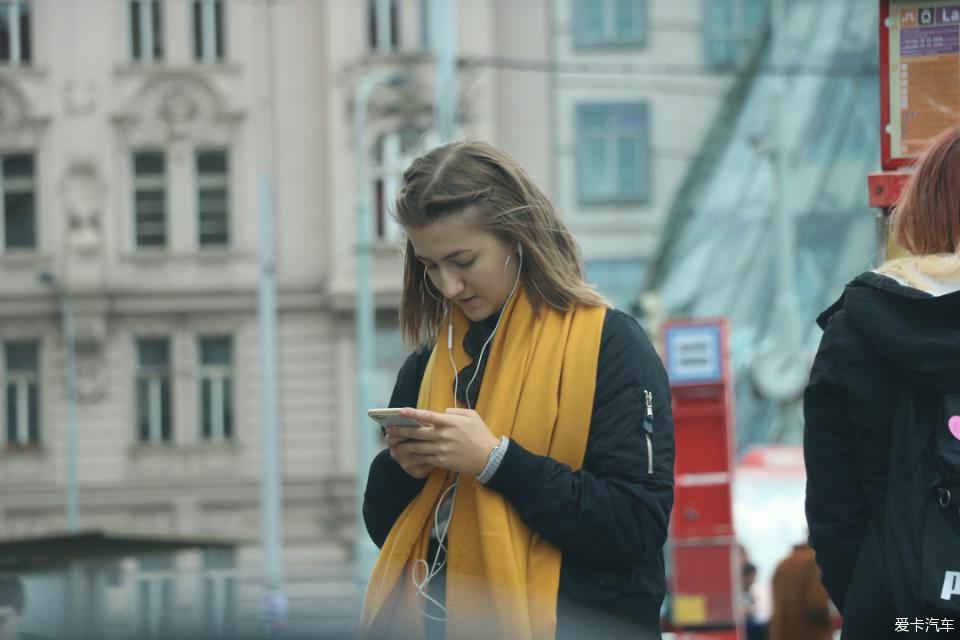 里番魔都资源网海报