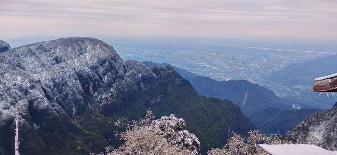 最近热播 聚焦女性自我探索与爱情选择