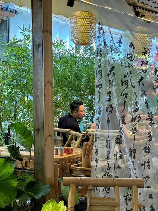 mini传媒在线海报