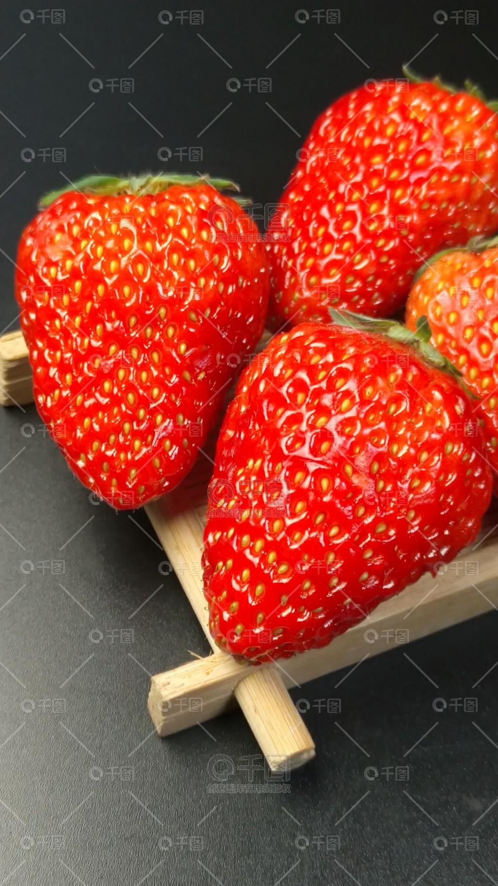 最新欧美伦禁片在线播放海报