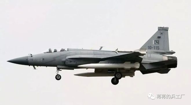 h故事 特定类型故事或非正式用语）