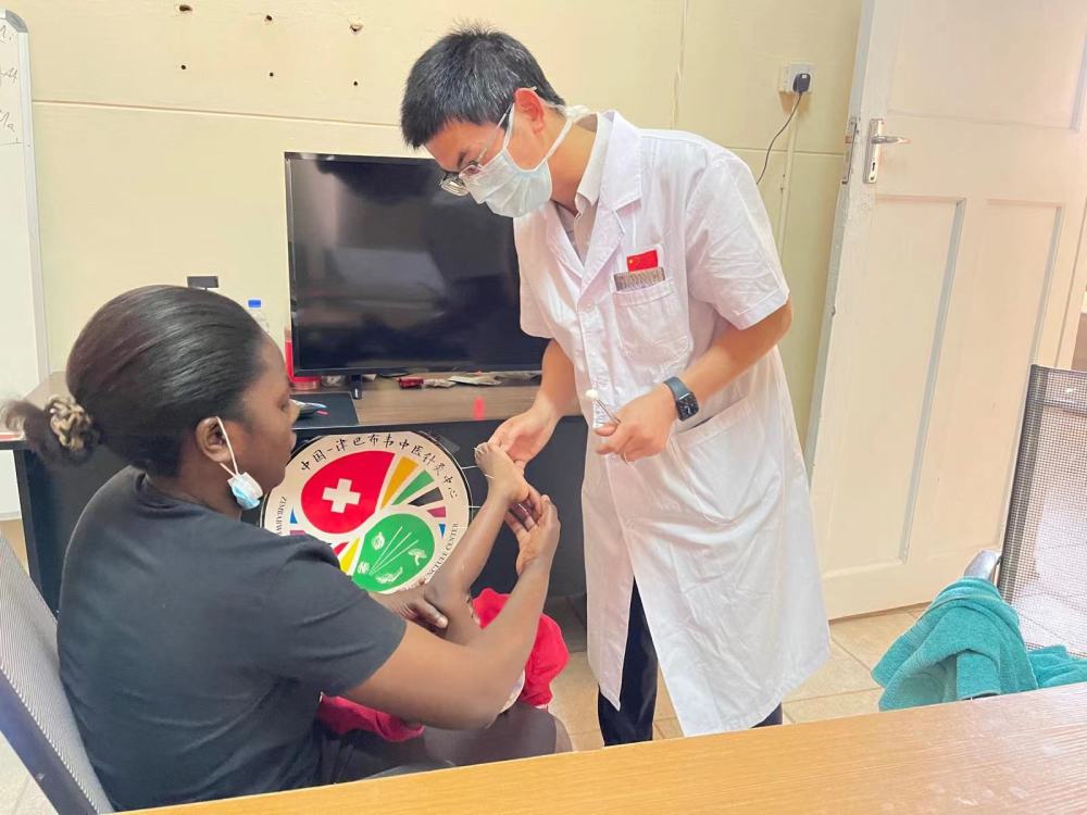 头条吃瓜在线观看 头条注意交叉验证信息真实性