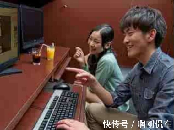 火影忍者纲手视频 是理解纲手性格的关键