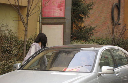 可以看未成年被操的网站海报