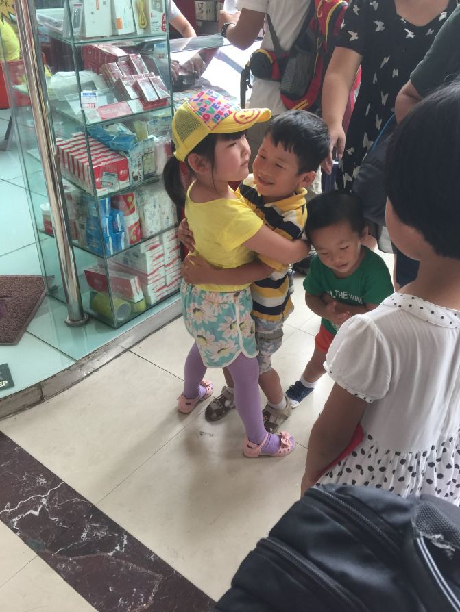 男同学上课通过镜子动漫 我很乐意和你一起讨论