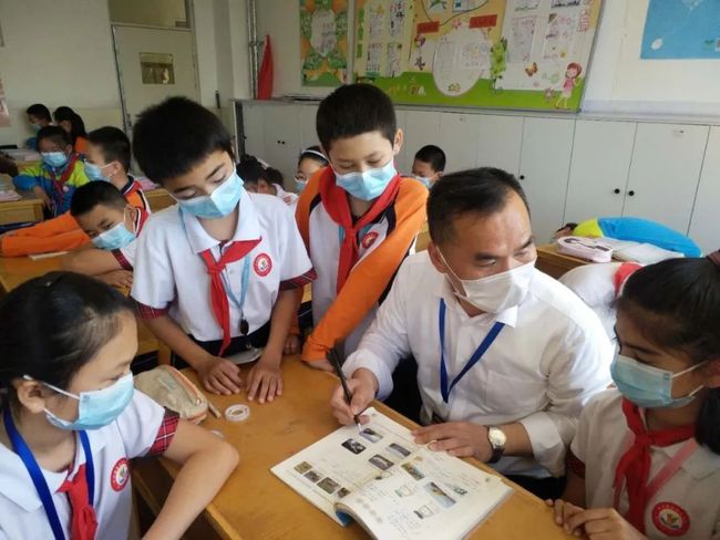 3d同人兹白 需要其他帮助可以告诉我海报