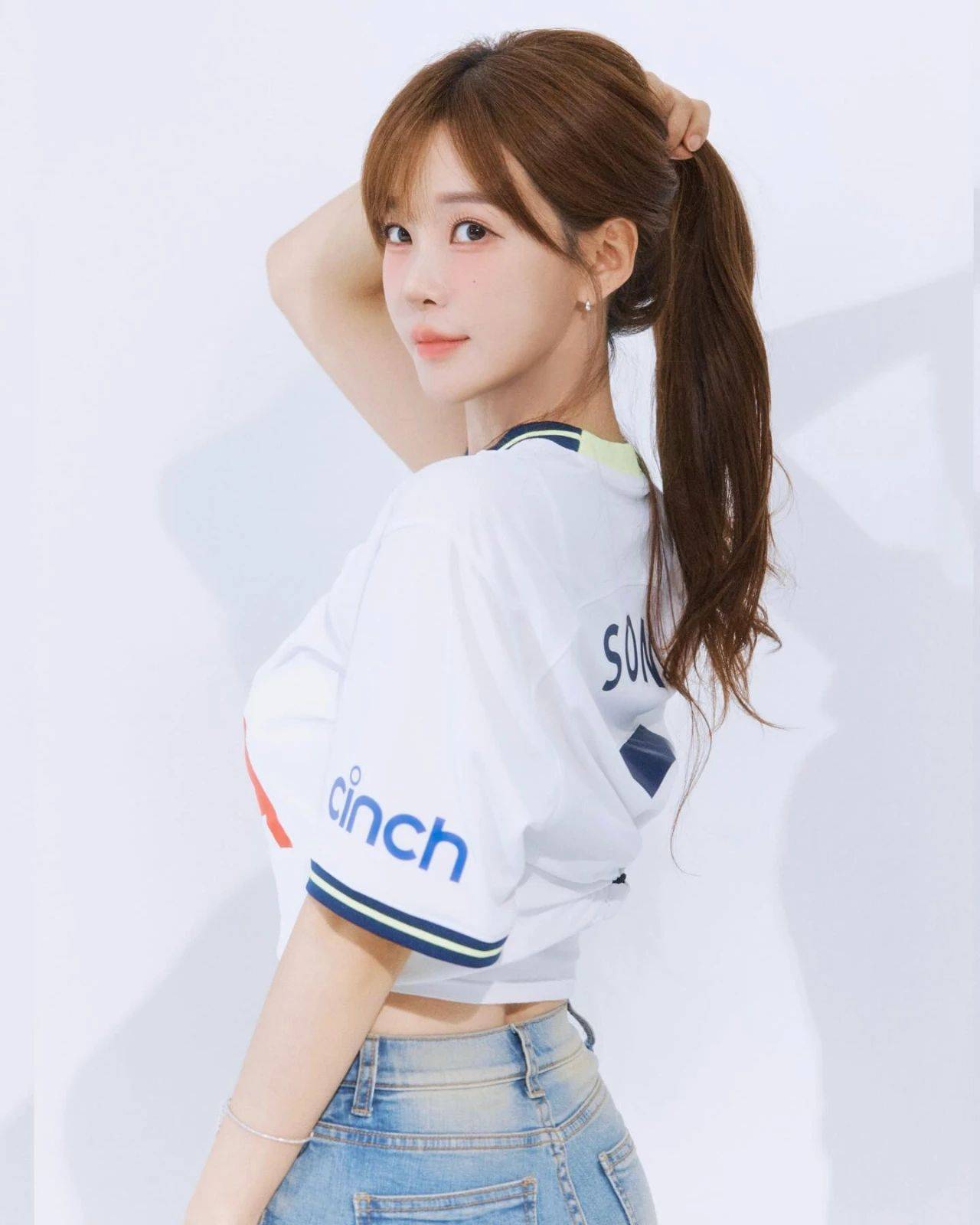 高清视频播放海报