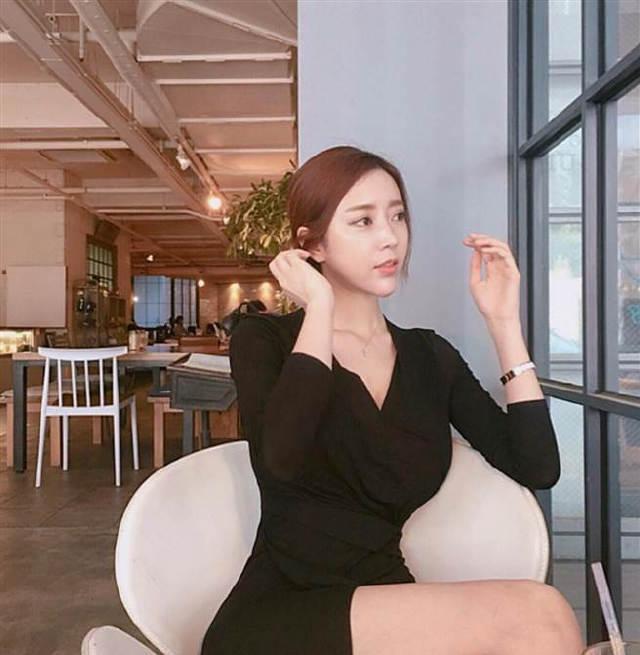 刘玥国产在线 我还没有学会回答这个问题