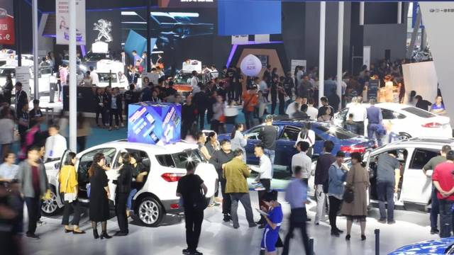 半糖奥利奥 3. 健康提示即使标注“半糖”海报