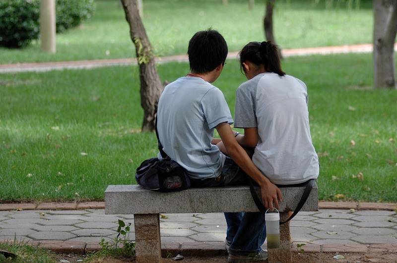 里番短篇 而不涉及特定成人内容海报