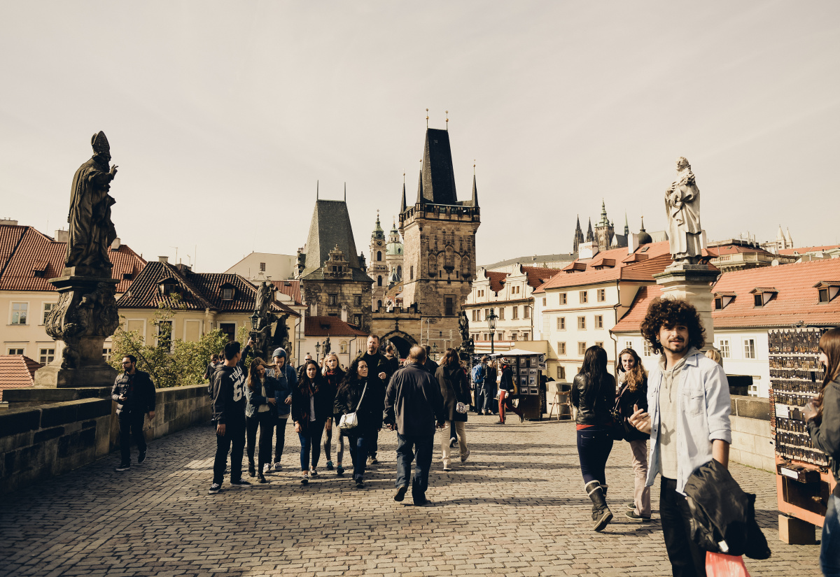 尤物视频在线观看 共同维护清朗网络空间海报