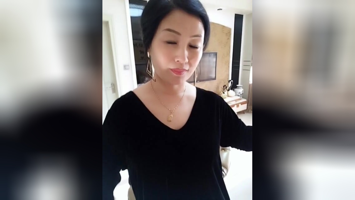 无缓冲电影海报