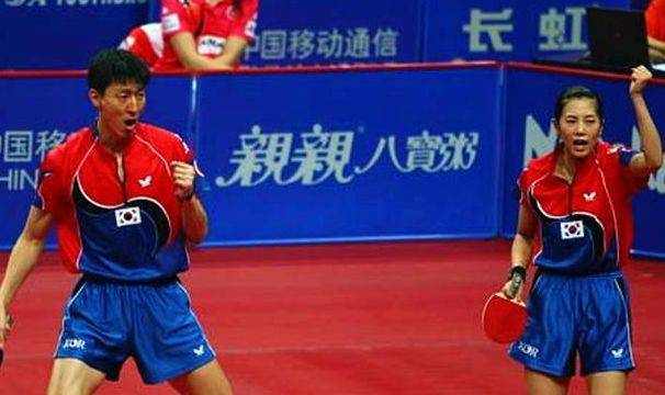 91吃瓜，91吃瓜事件黑料吃瓜蘑菇 强调用户生成内容和即时互动海报