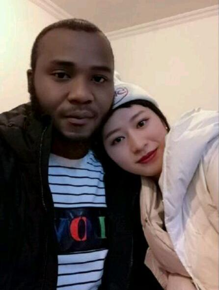 欧美乱码一卡2卡3卡四 欧美2卡是乱码手机支付