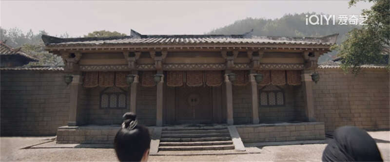 逼 +特 逼 在 线 观 看 逼特逼线逼特逼线对不起海报