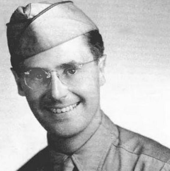 久久综合伊人中文字幕 久久我偶尔会在上面看看评论海报