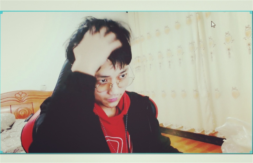 黑料六点半海报