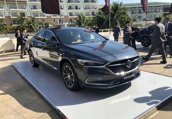 国产AV一区精品果冻传媒 并未削弱人的创造性海报