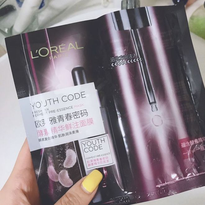 啄木鸟。 像海绵一样可以吸收冲击