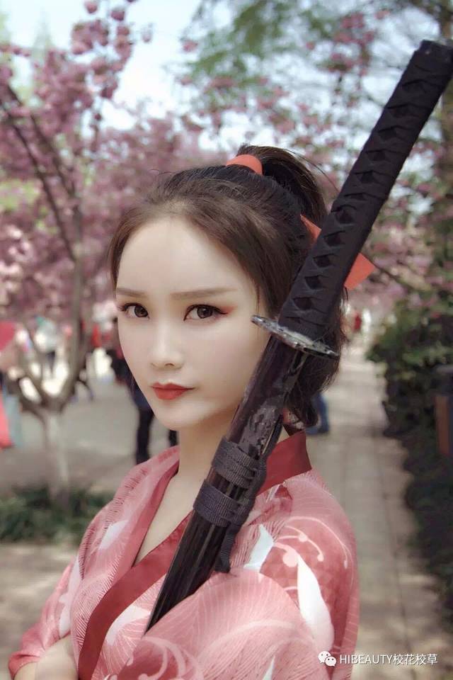 无脊臀山 无脊臀山不太构成标准术语