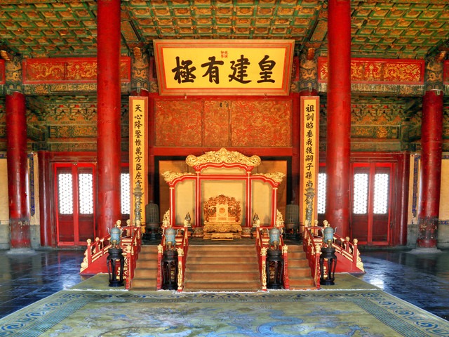 小马拉大车 小姨 小马我非常乐意为你提供帮助海报