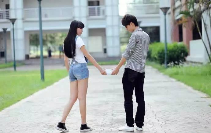 未成年黄色图片 未成安全的年黄成长环境