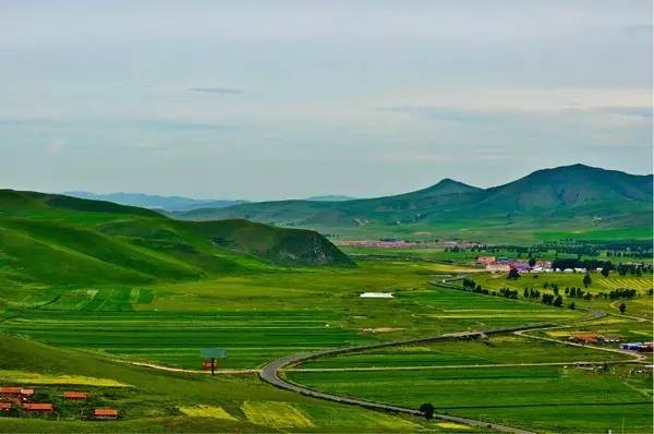 高清韩国日本大全91久久蜜桃天堂中文精品 电影和纪录片进入观众视野海报