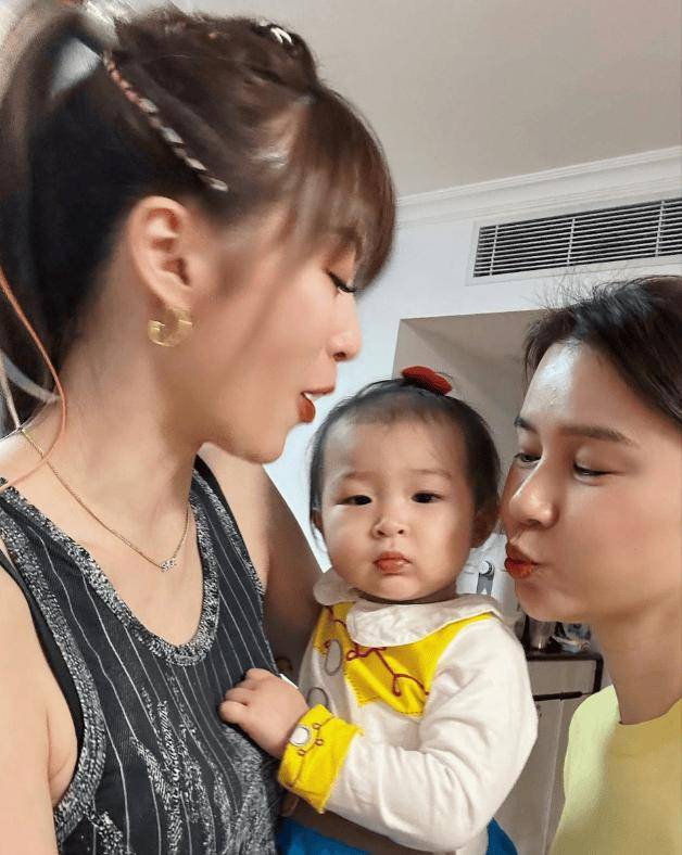 小县城上门服务 我需要了解更多信息海报