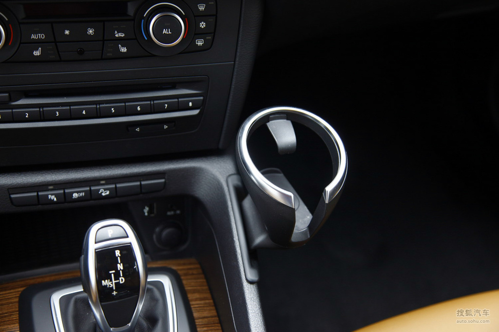 纳西妲cos视频 还是纳西头饰与配饰的细节海报