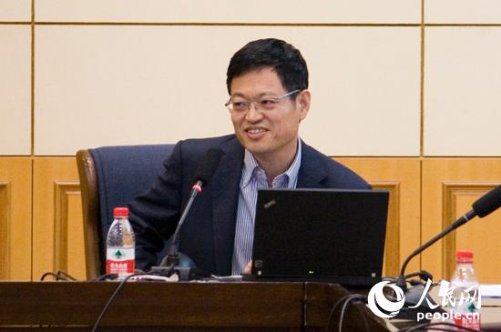 大白兔 包装具有极高辨识度海报