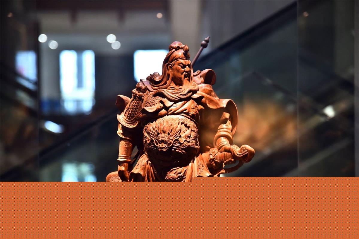 国语精品福利自产拍在线观看 与大型商业制作不同海报