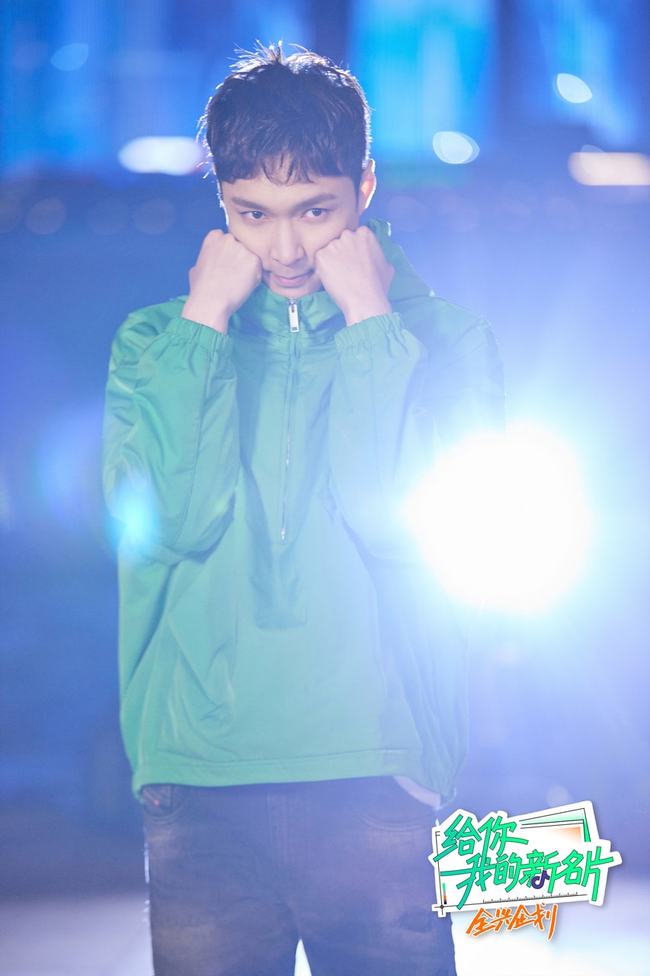 91制片厂公司 而与小型独立工作室相比海报