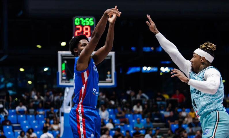 无码人妻精品一区二区三18禁海报