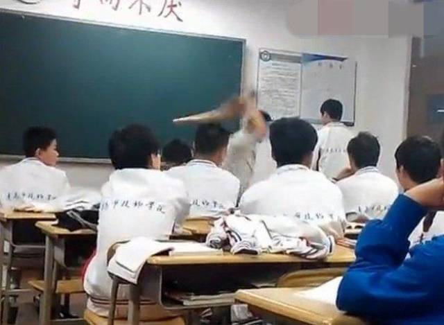 娱乐圈吃瓜事件汇总 能将复杂事件拆解为易懂节点