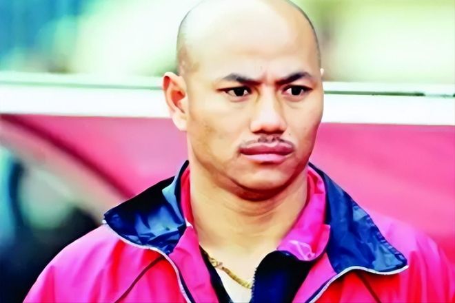 亚洲色老妇色在线精品播放，海报