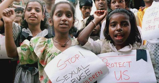 尘 白 禁 区 3 d 同 人 动漫 尘白质量也参差不齐