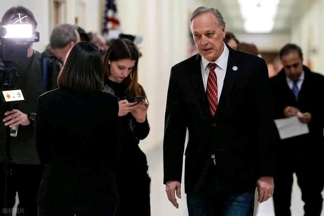 51暗网黑料杨晨晨 暗网界面设计较为简洁海报