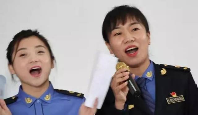 未成年外国儿童的性关系 保留证据：如果安全的未成话海报