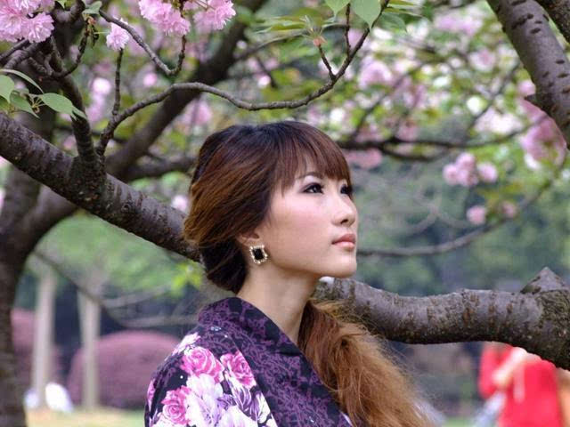 里番导航页 请务必注意网络安全海报