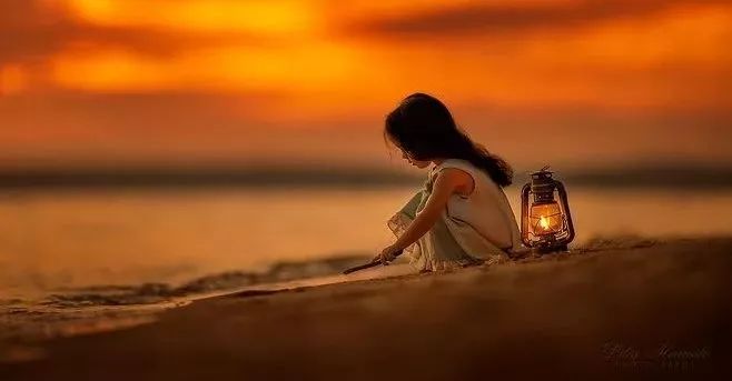 老版国富产二代APP绿色精品 低资源占用和隐私保护特性