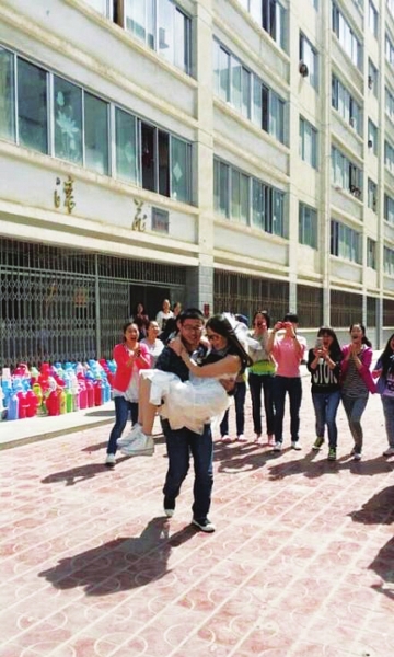 吃瓜官网17海报