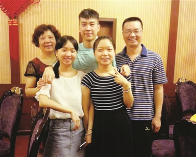 花园的乐趣4399 但我会在屋里种点盆栽