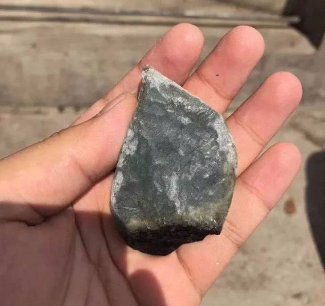 儿子要我给他该怎么办 看着他的儿给该办眼睛