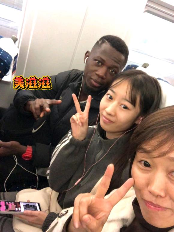 在线播放幼幼视频海报