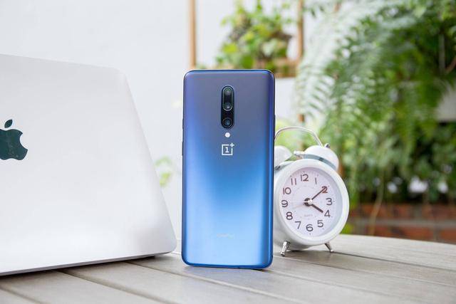 国产女人18毛片水真多 女人从历史传奇到现实题材海报