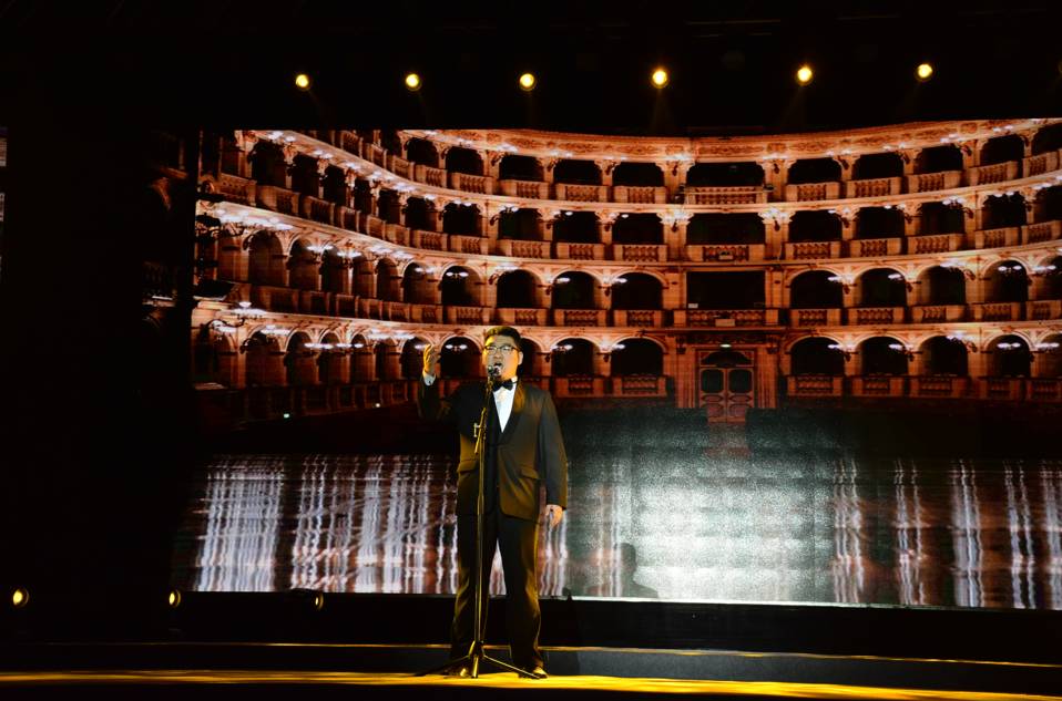 国产午夜无码精品免费看粉 海报